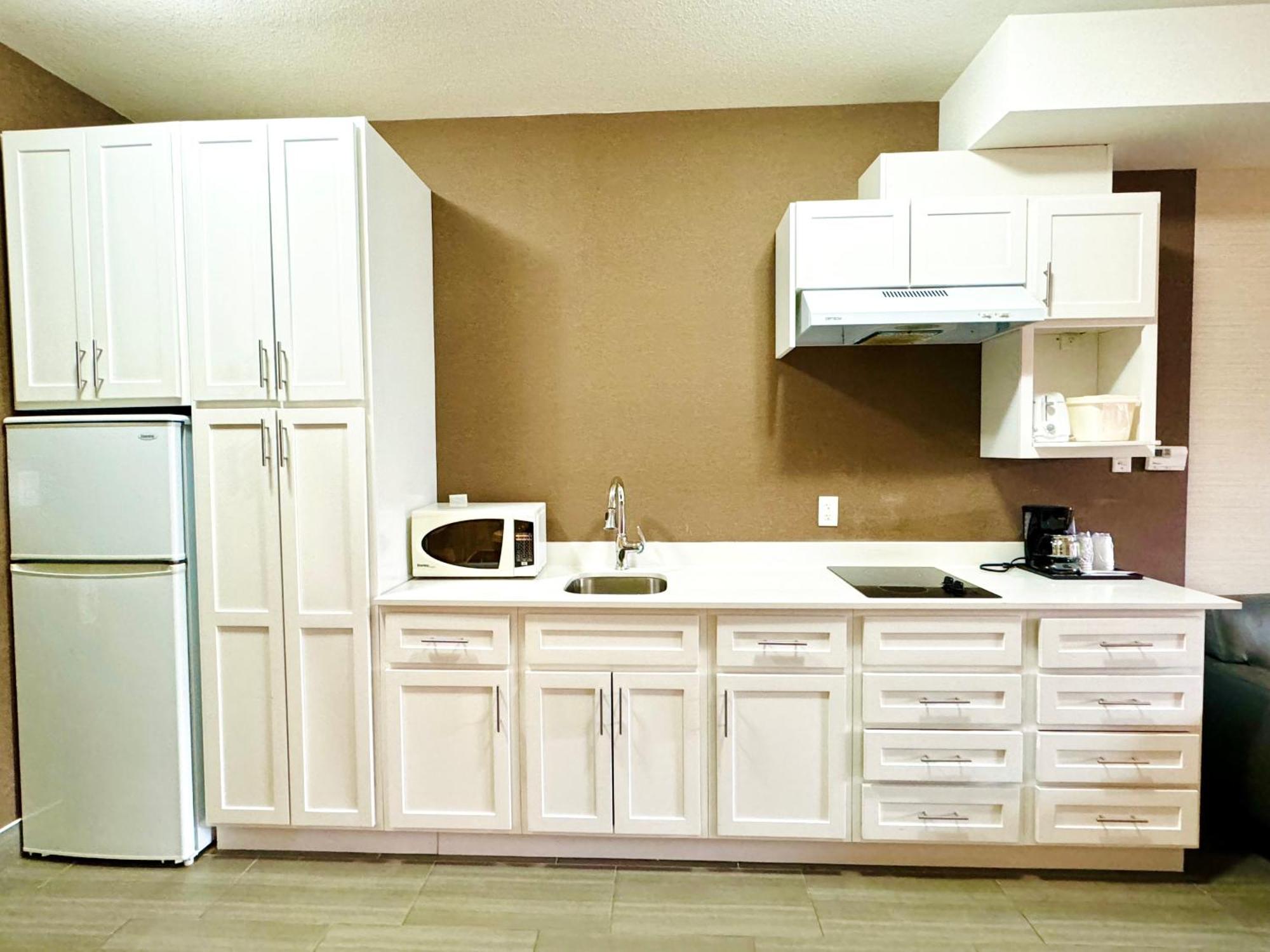 Southfort Inn Fort Saskatchewan Dış mekan fotoğraf